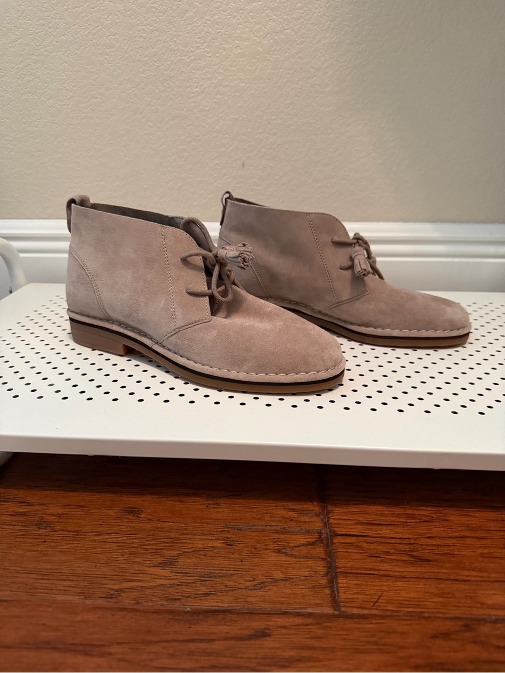 Hush Puppies Cyra Catelyn Taupe Suede Leather Chukka Ankle Boot Womens 10